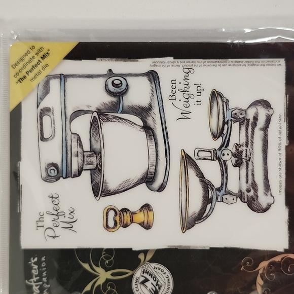 Crafter's Companion - Sheena Stamp sets: The perfect Mix - Picture 16 of 16